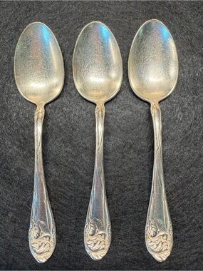 3 Antique Oneida Avalon Silverplate Teaspoons Vintage Art Nouveau